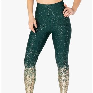 Beyond Yoga: Alloy Ombré High Waisted Midi Legging